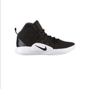 NWT Nike Hyperdunk Size 22 Black/White